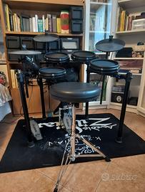 Batteria elettronica Alesis Nitro Mesh Kit + sgabe