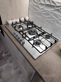 Piano cottura Beko 5 fuochi acciaio inox