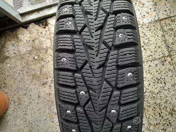 Gomme antineve chiodate