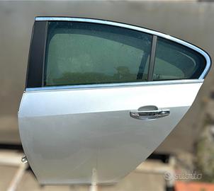 Carrozzeria opel insignia berlina