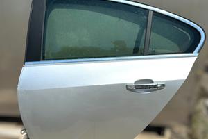 Carrozzeria opel insignia berlina