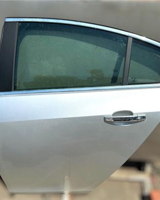 Carrozzeria opel insignia berlina