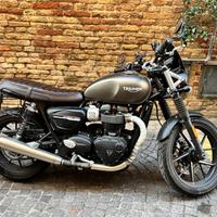 Triumph Street Twin 900