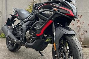 Voge Valico 300 DS 06/24 completa di set valigie k