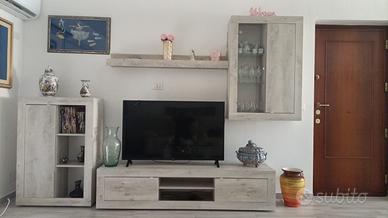 Parete attrezzata