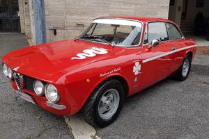 ALFA ROMEO GT 1300 junior