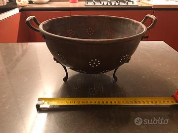 Scolapaste decorativo in rame