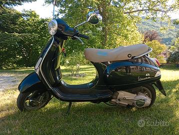 Vespa Piaggio LX 125