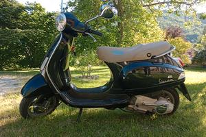 Vespa Piaggio LX 125