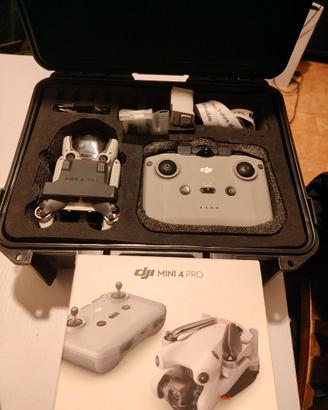 DJI Mini 4 PRO+valigetta+lexar microSD 128GB