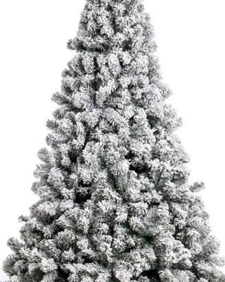 albero innevato 