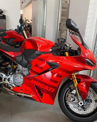 Ducati Panigale V2 MM93