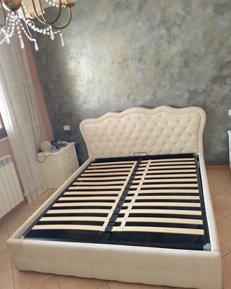 Letto matrimoniale contenitore 