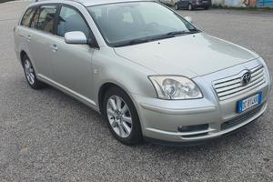 Toyota Avensis 2008 Diesel – Perfetta 