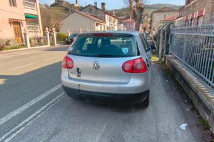 golf 5 1.6 benzina 