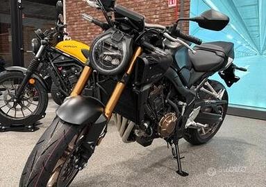 HONDA CB 650 R E-CLUTCH 2026