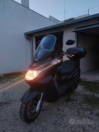 Sym Jorayde200