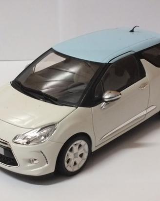 Citroen DS3 - 1/18 Norev