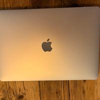Macbook pro 2020 M1