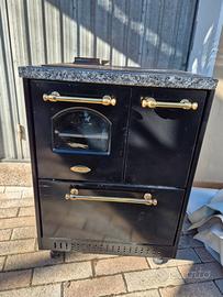 Stufa CADEL a legna con forno