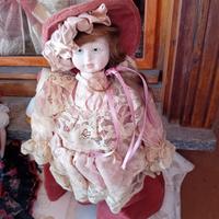 bambole di porcellana 