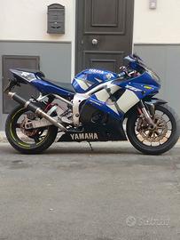 Yamaha yzf r6 