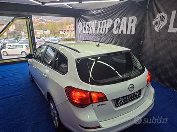 Opel Astra 1.7 CDTI 110CV Sports Tourer Cosmo