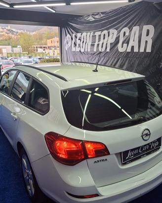 Opel Astra 1.7 CDTI 110CV Sports Tourer Cosmo