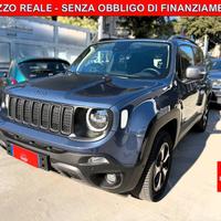 Jeep Renegade ibrida 240CV 4xe Trailhawk