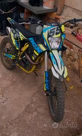 motore da cross ncx 250 4tempi come nuovo 