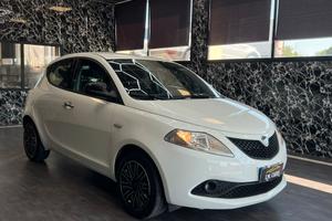 Lancia Ypsilon 1.0 FireFly 5 porte S&S Hybrid Ecoc