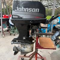 Johnson 737 40cv corto
