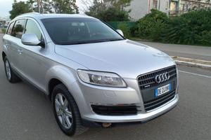 Audi Q7 3.0