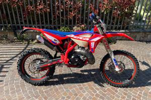 Beta racing 300 2T