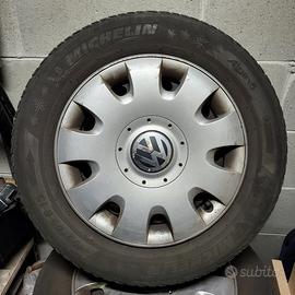 4 cerchioni + gomme usate per VW Caddy  195/65 R15