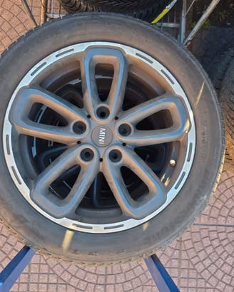 Pneumatici + Cerchi Mini Countryman R60