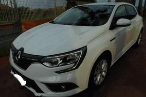 RENAULT Mégane 1.5 dCi 110 CV EDC Limited N