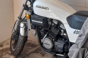 Honda VF 750 - 1982