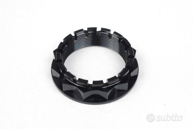 Dado perno ruota posteriore Ducati DIAVEL, MULTIST