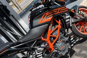 KTM DUKE 125