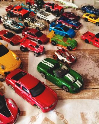 Macchinine Burago/Majorette/Hot Wheels 1960-2012