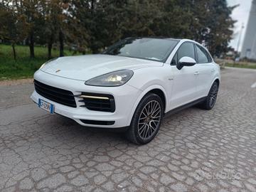 Porsche Cayenne Coupé 3.0 V6 E-Hybrid NO SUPERBOLL