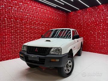 Mitsubishi L200 2.5 TDI 4WD Magnum Club Cab Pick-u