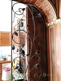 Struttura in ferro battuto