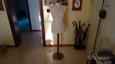 Manichino Sartoriale anni 80 in legno e tessuto