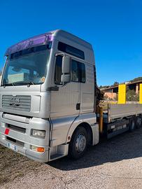 Camion man, scarrabile, rampe con gru e biga