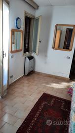 Mono/bi locale Alloggio arredato