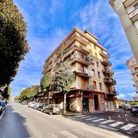 3 LOCALI A ALBENGA