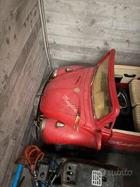 Auto giocattolo