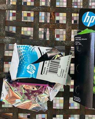 Cartuccie stampante 304 nero + colore nuove.